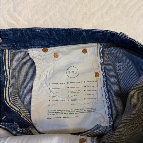 Closed “A Better Blue” frayed-edge jeans - Picture 4 of 4